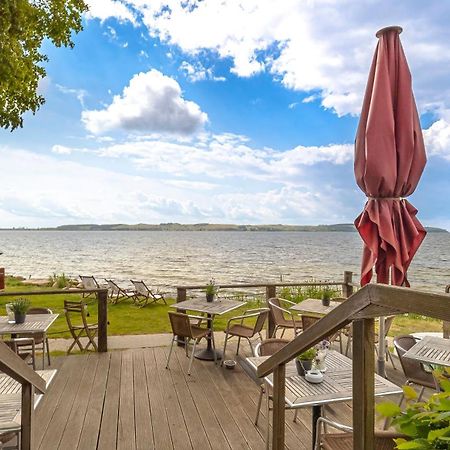 Haus Seeblick Mit 9 Wohnungen Alt Reddevitz Luaran gambar