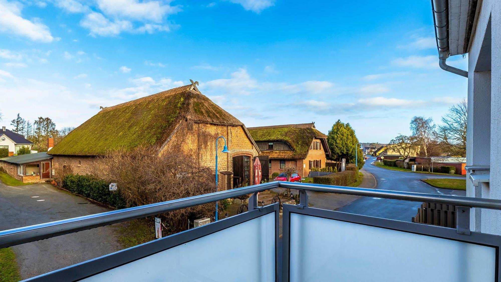 Haus Seeblick Mit 9 Wohnungen Alt Reddevitz Luaran gambar