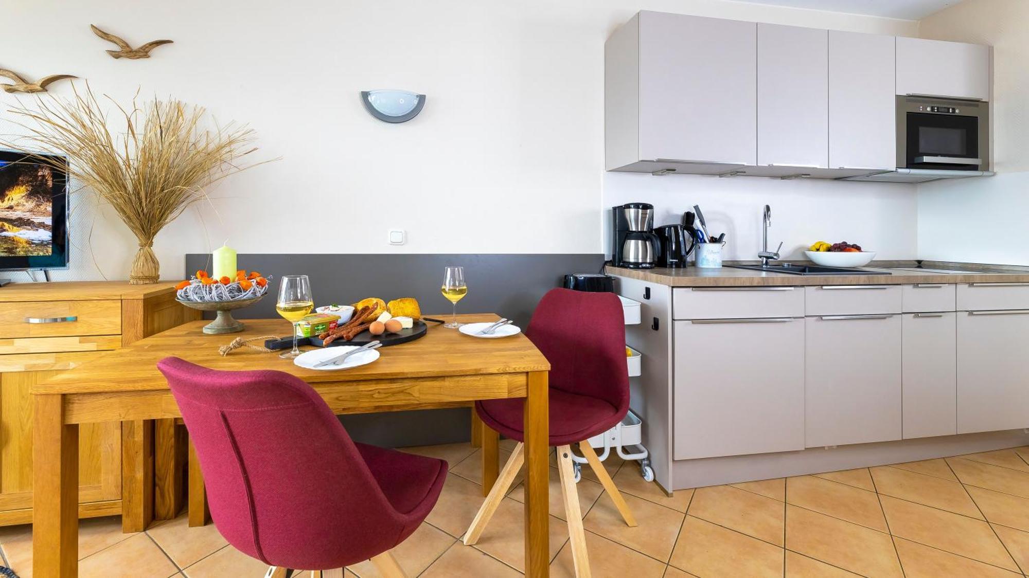 Haus Seeblick Mit 9 Wohnungen Alt Reddevitz Luaran gambar