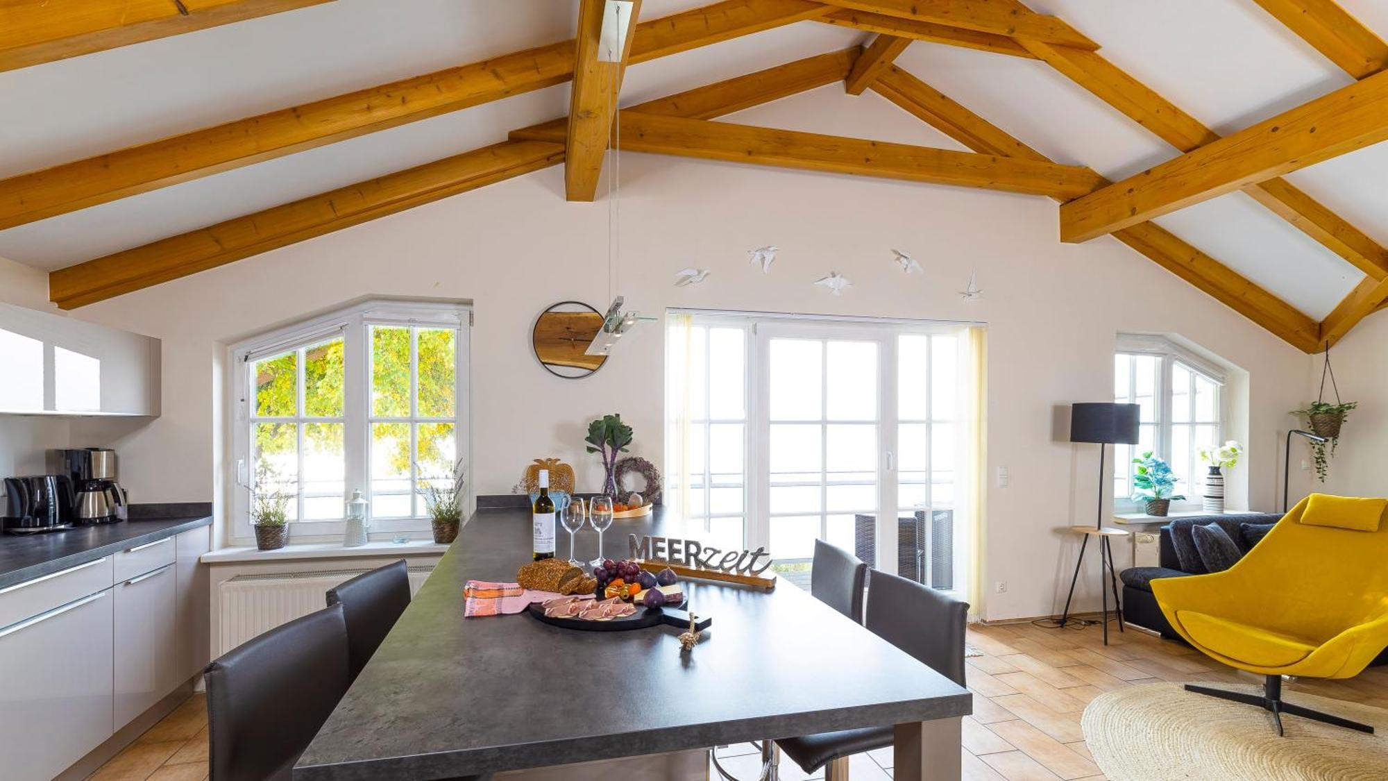Haus Seeblick Mit 9 Wohnungen Alt Reddevitz Luaran gambar